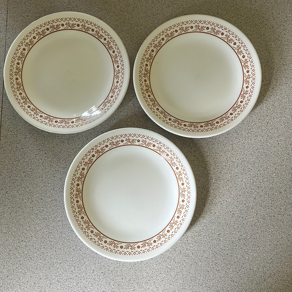 Corelle Ginger bread/desert plate. Summer Impressions